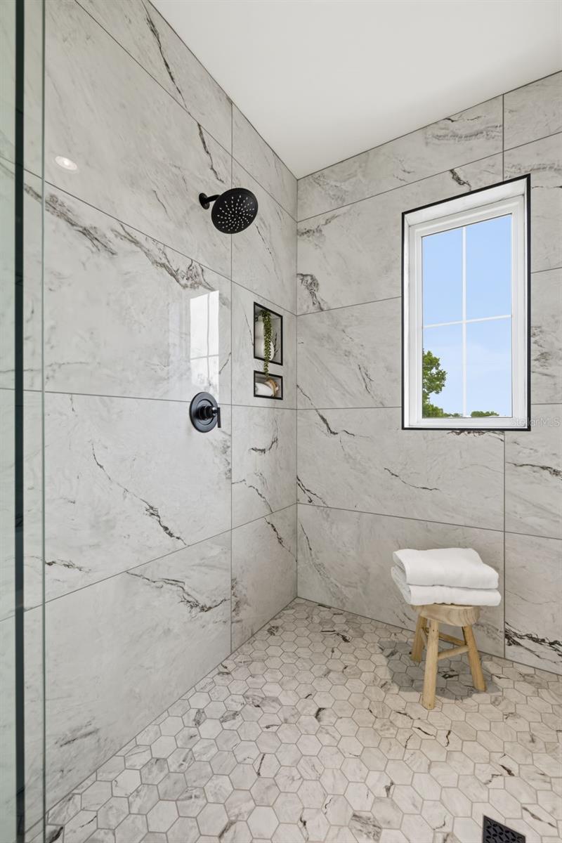 ALBANY WALK TOWNHOMES - Residential