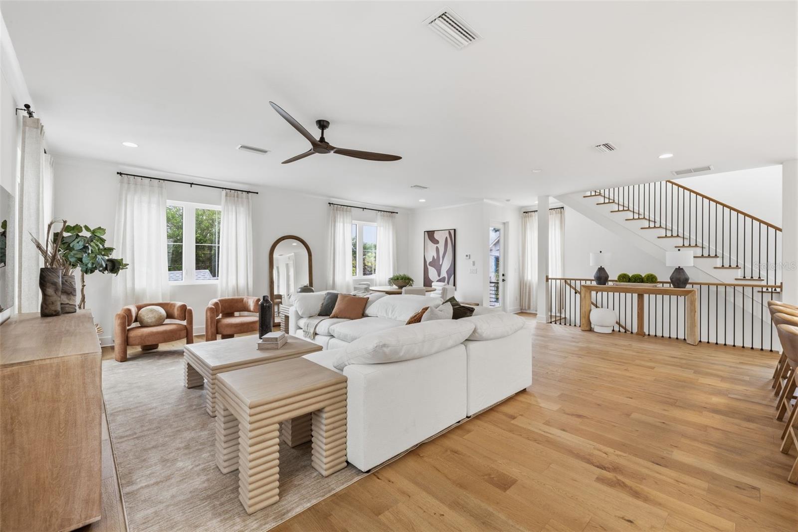 ALBANY WALK TOWNHOMES - Residential