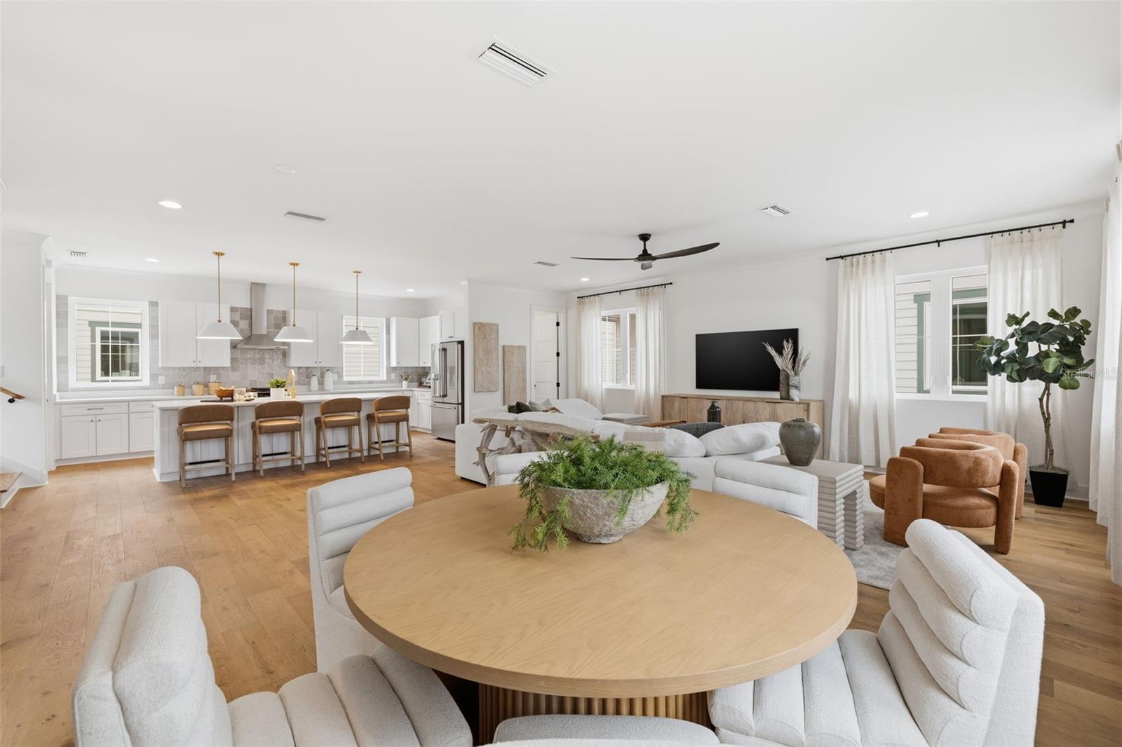 ALBANY WALK TOWNHOMES - Residential