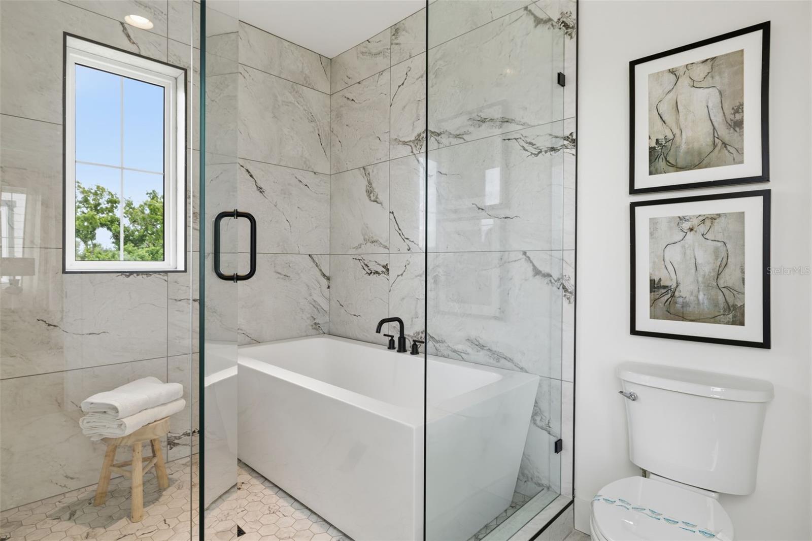 ALBANY WALK TOWNHOMES - Residential