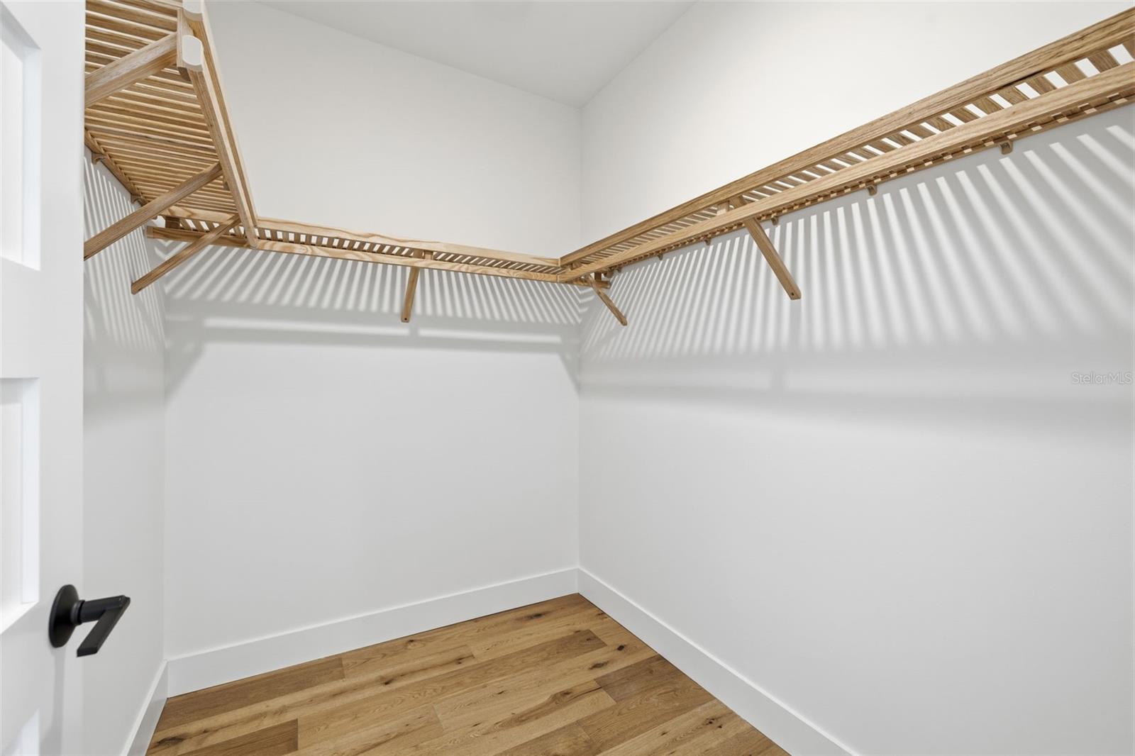 ALBANY WALK TOWNHOMES - Residential