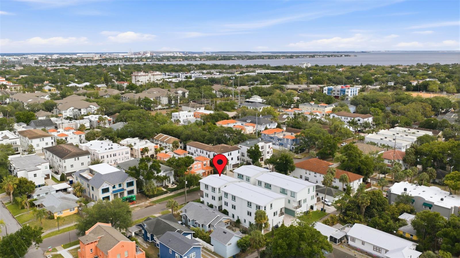 ALBANY WALK TOWNHOMES - Residential