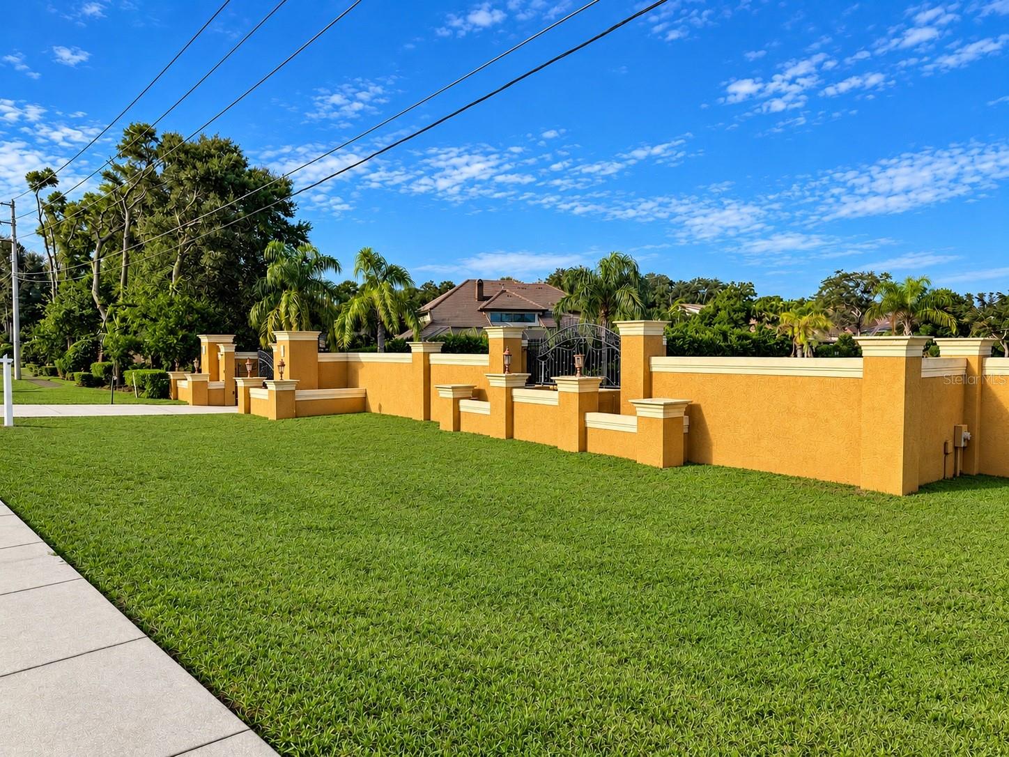 Casas a venda 4 - Jen Dantas 4200 & 4210 S HIAWASSEE ROAD