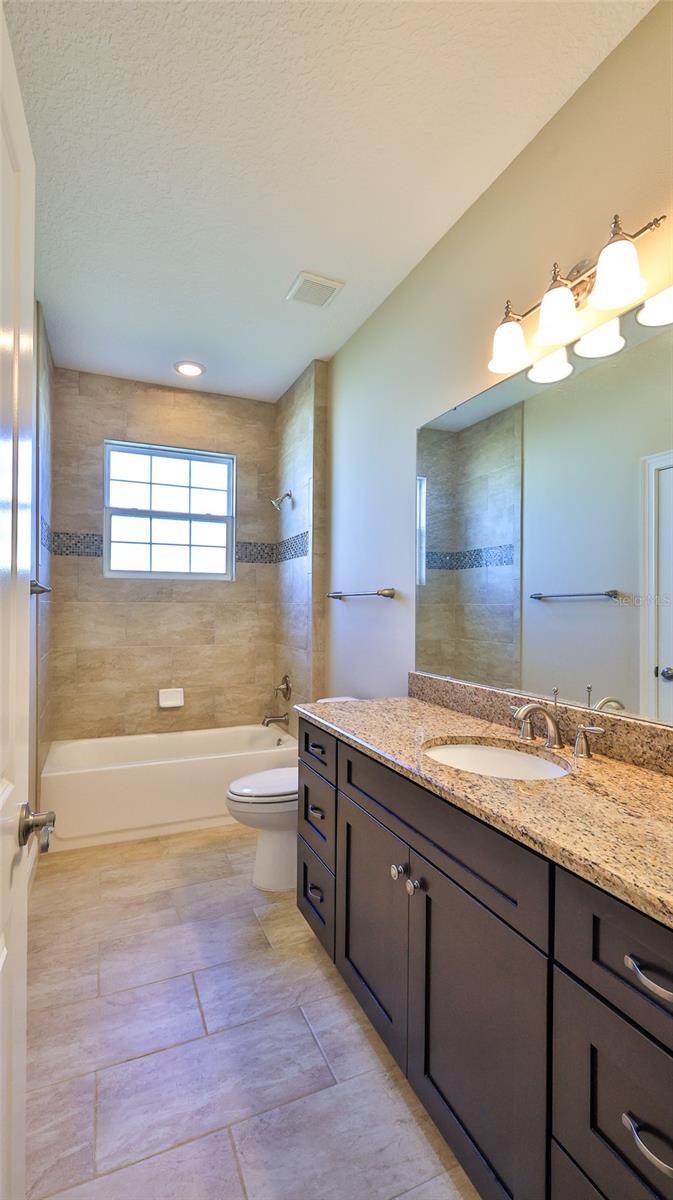 LIGHTHOUSE COVE - Residential