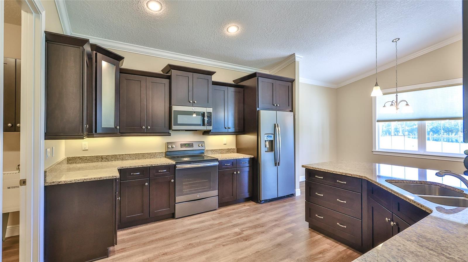 LIGHTHOUSE COVE - Residential