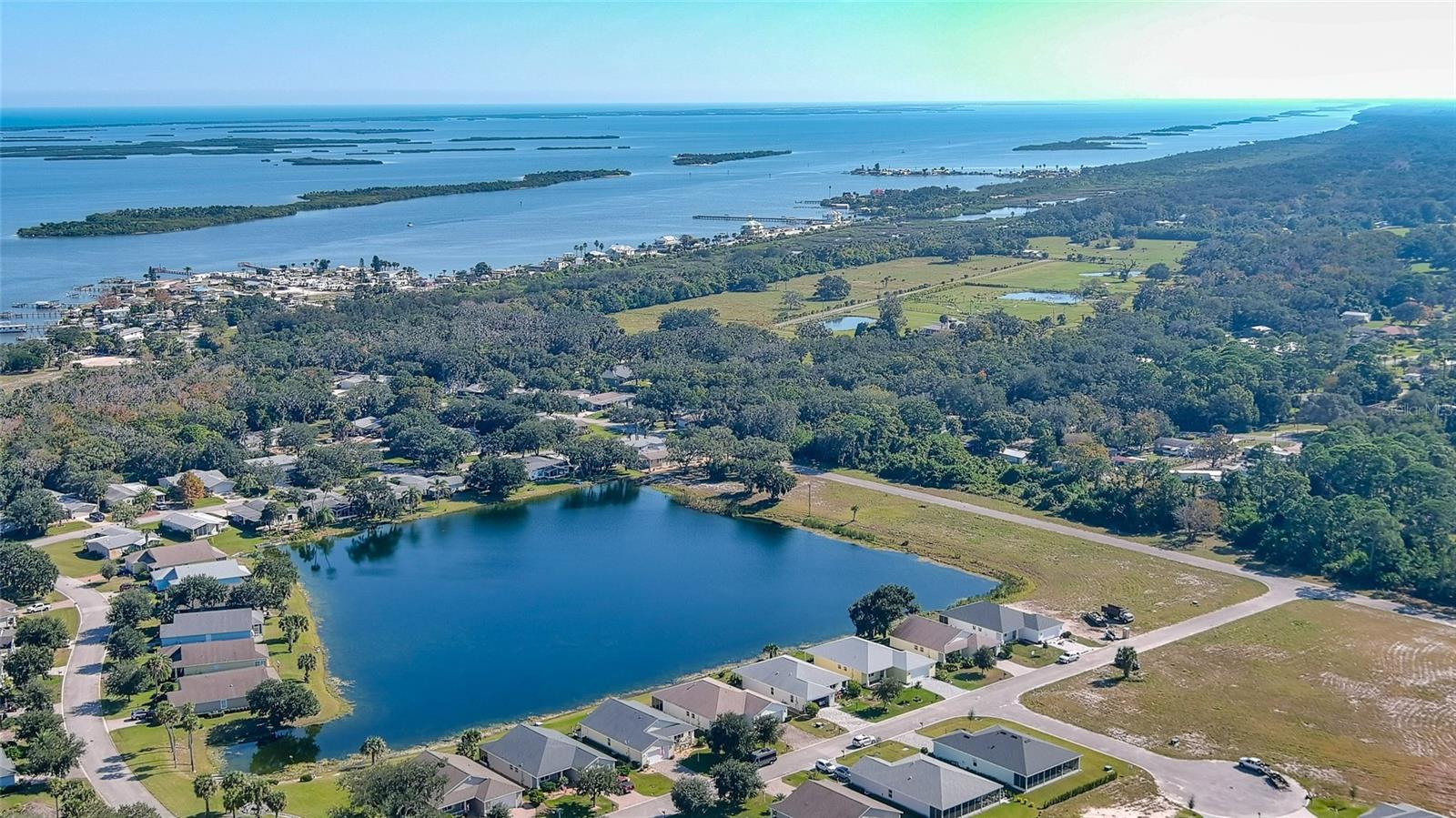 LIGHTHOUSE COVE - Residential