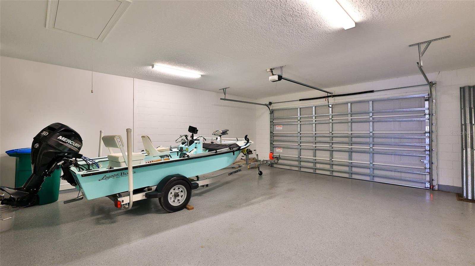 LIGHTHOUSE COVE - Residential