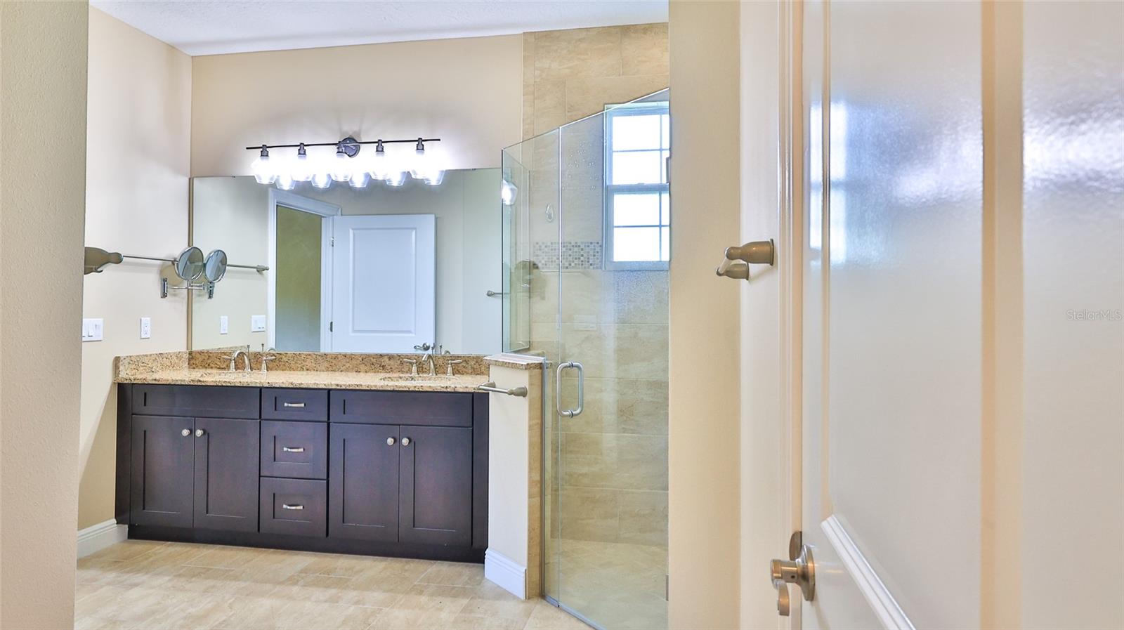 LIGHTHOUSE COVE - Residential