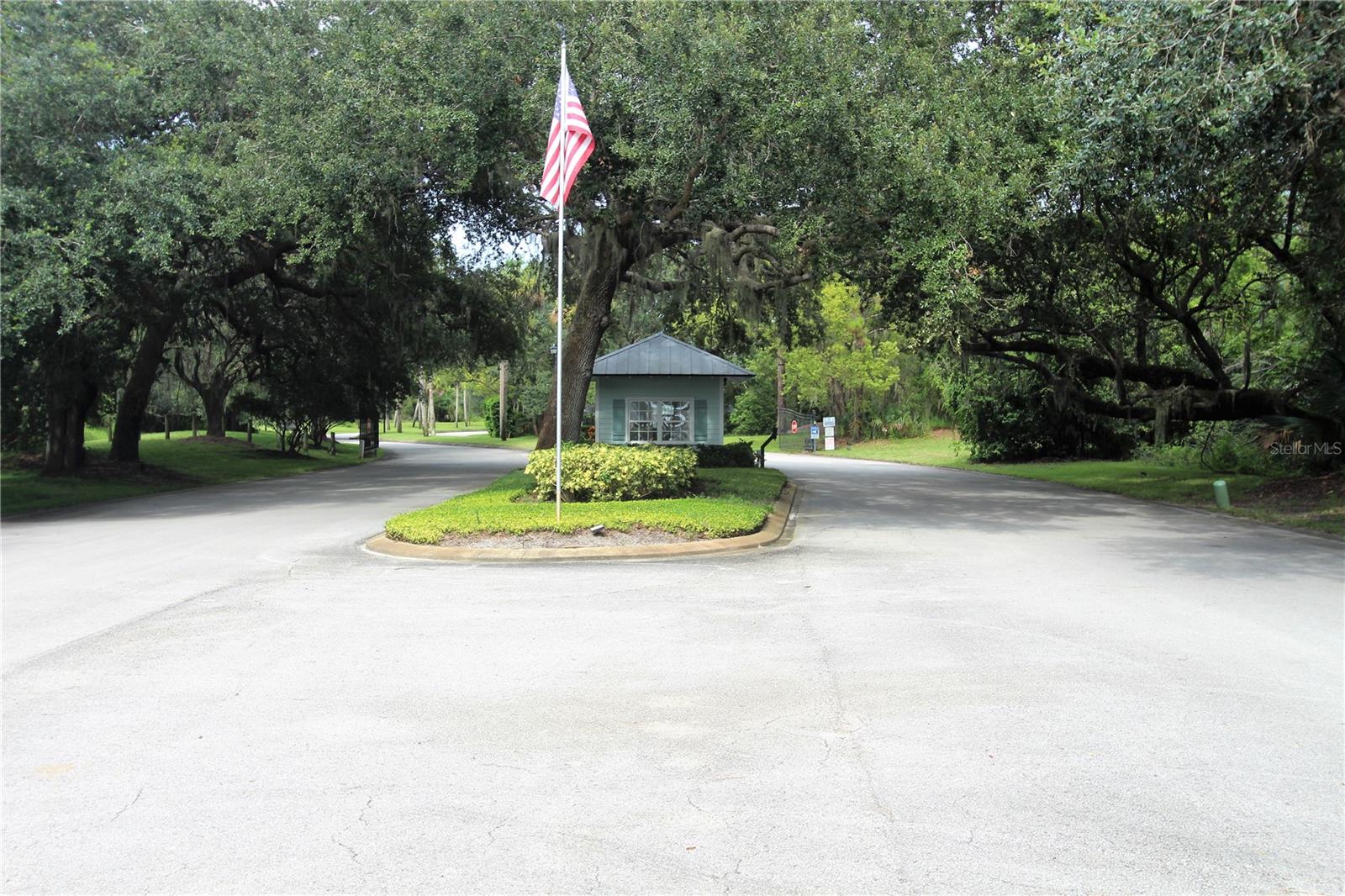 LIGHTHOUSE COVE - Residential