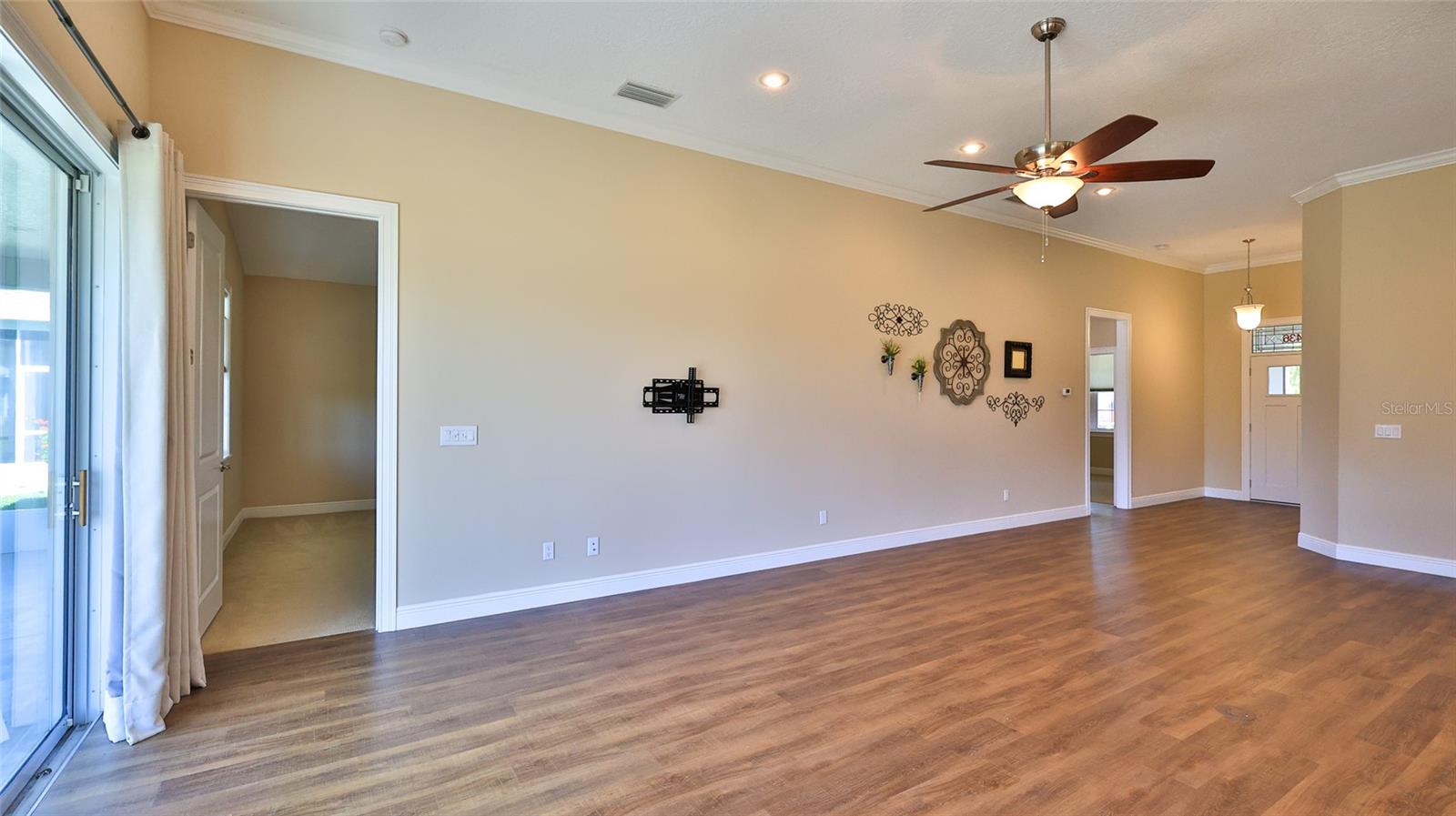 LIGHTHOUSE COVE - Residential