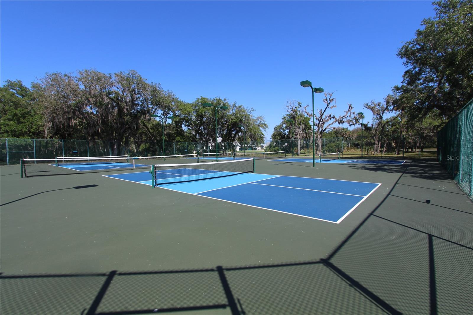 LIGHTHOUSE COVE - Residential