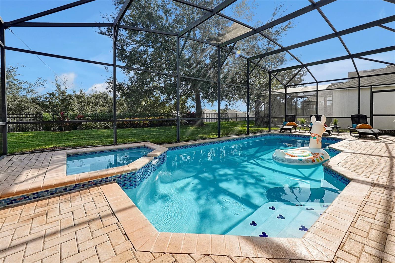 2677 MANESTY LANE