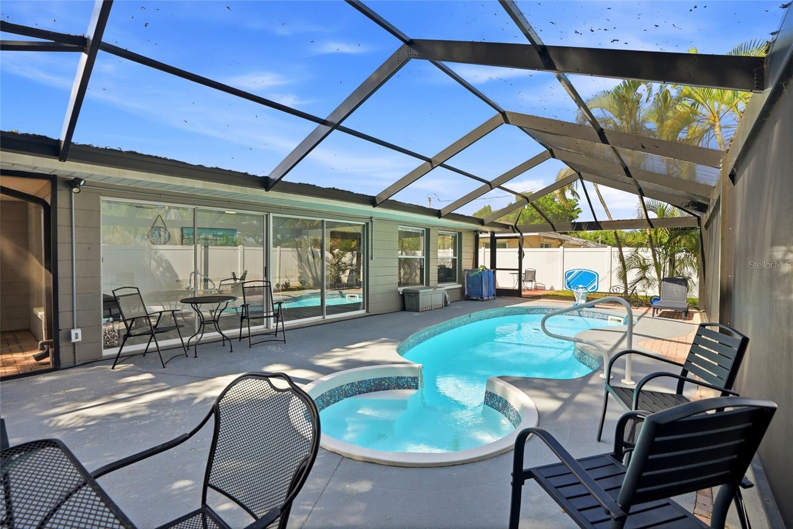 BAY RIDGE ESTATES 1ST ADD - Residential