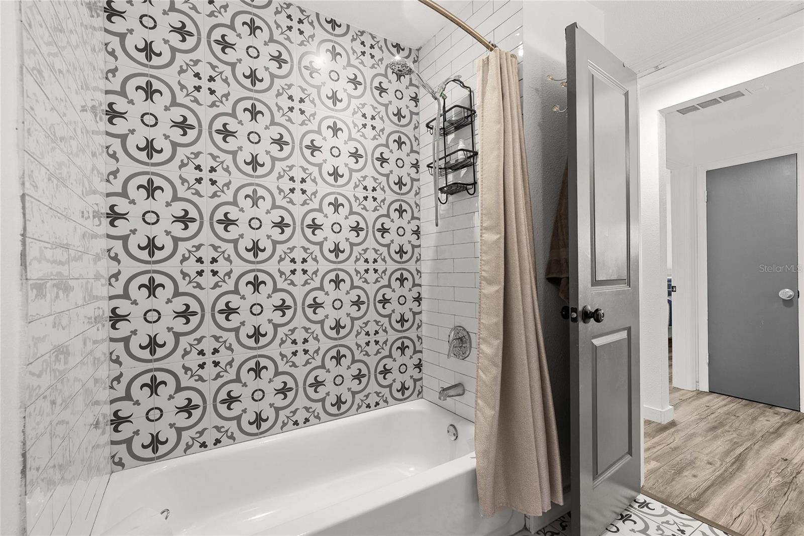 BAY RIDGE ESTATES 1ST ADD - Residential