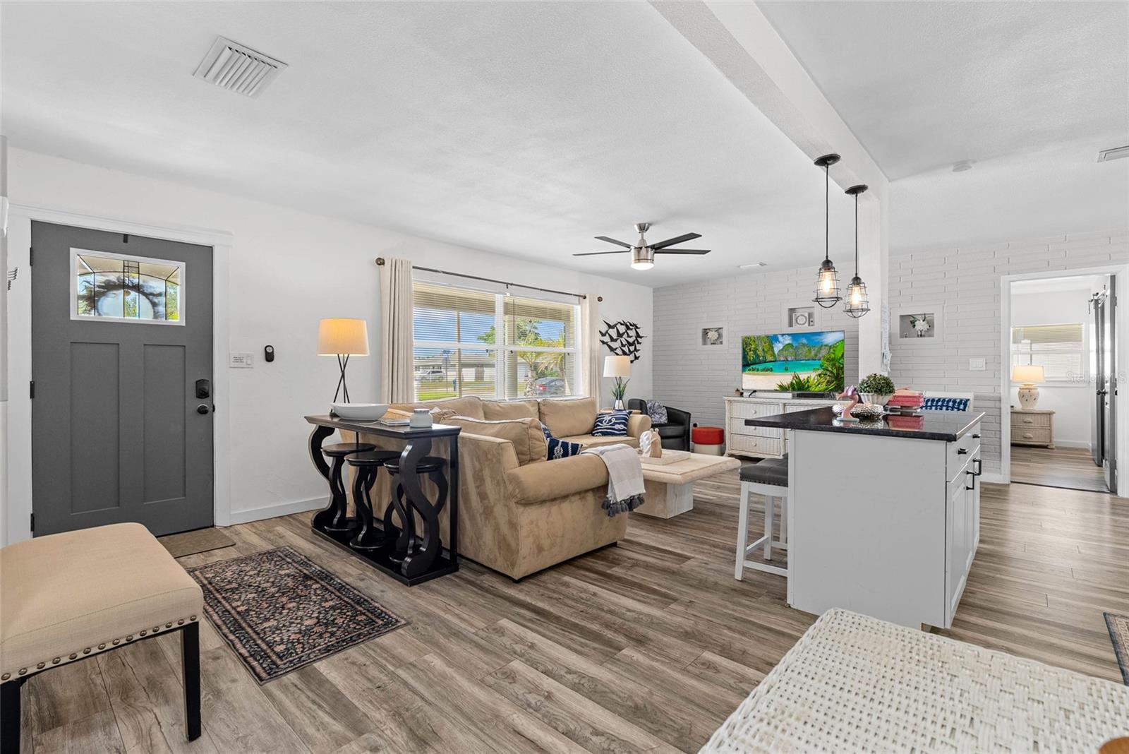 BAY RIDGE ESTATES 1ST ADD - Residential