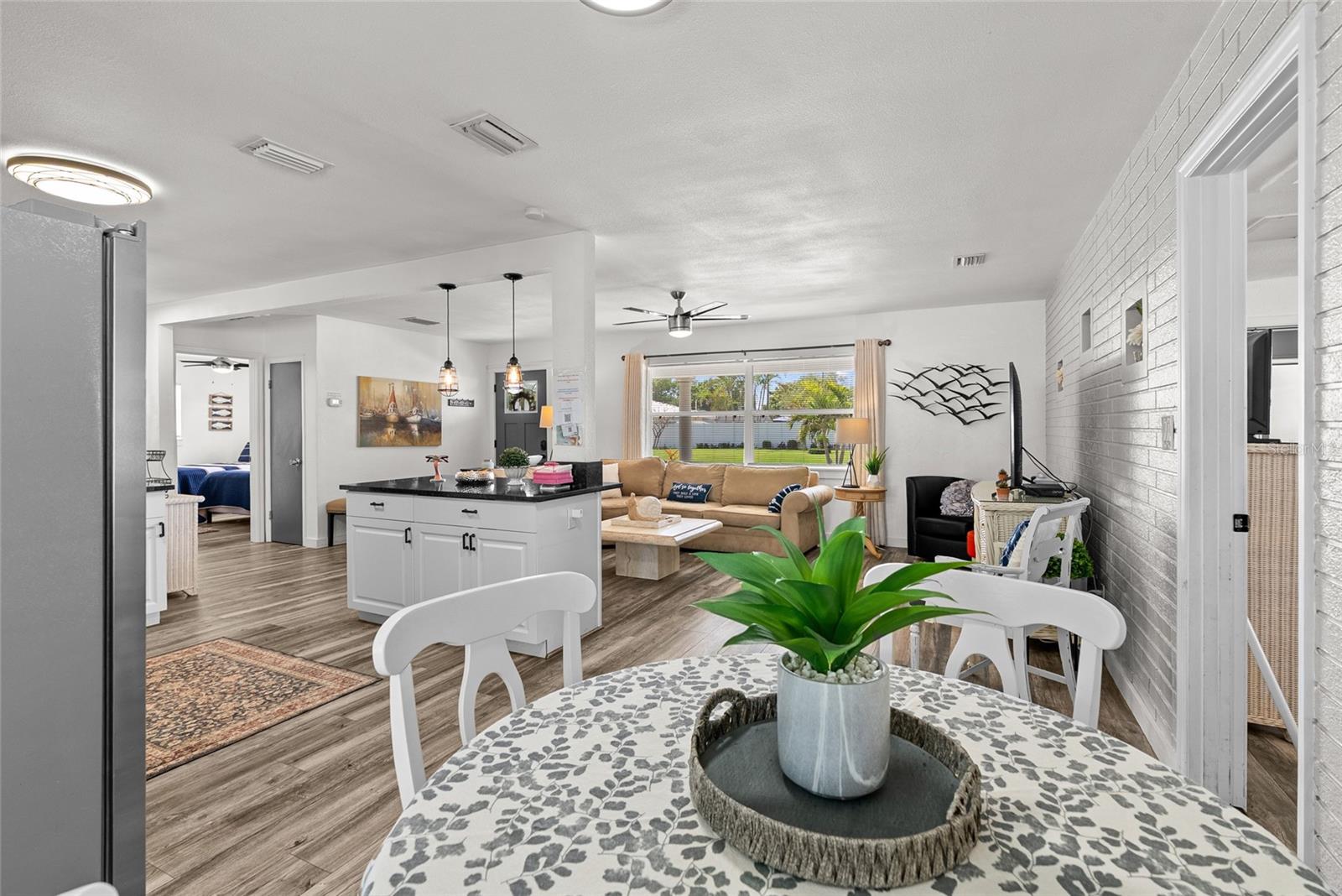 BAY RIDGE ESTATES 1ST ADD - Residential