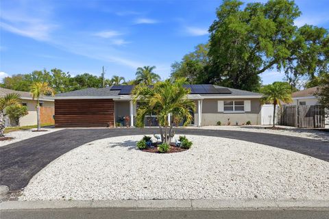 Photo of 10943 90th Avenue, Seminole, FL 33772 (MLS # TB8493087)