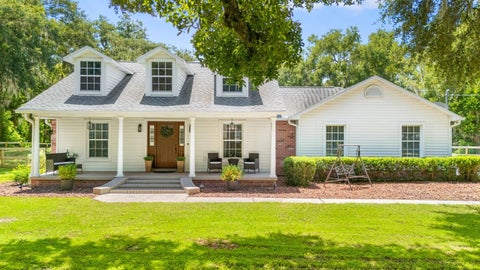 Photo of 2203 Par Meadows Lane, Plant City, FL 33566 (MLS # TB8540256)