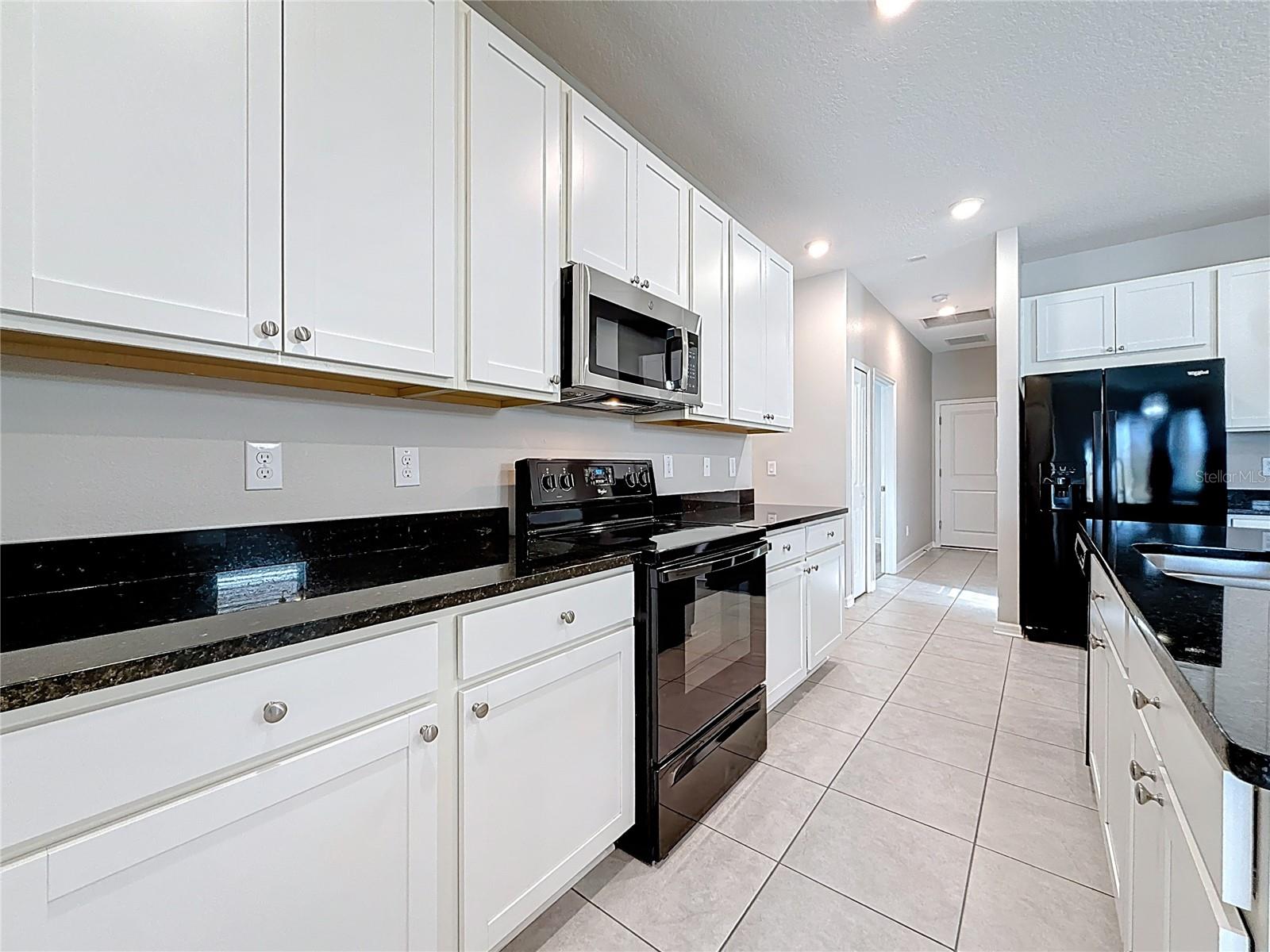 SOUTH FORK S & TR T - Residential