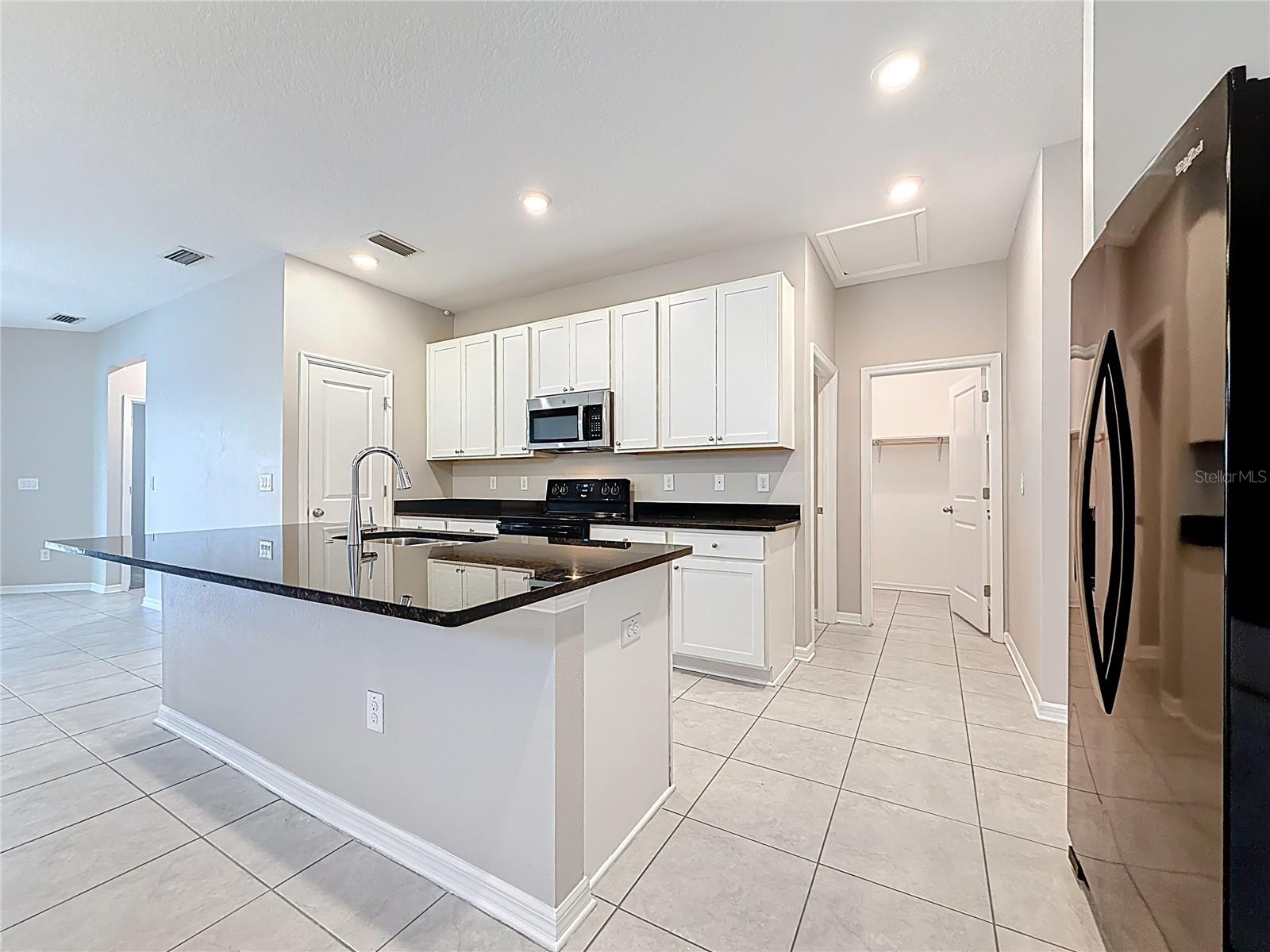 SOUTH FORK S & TR T - Residential