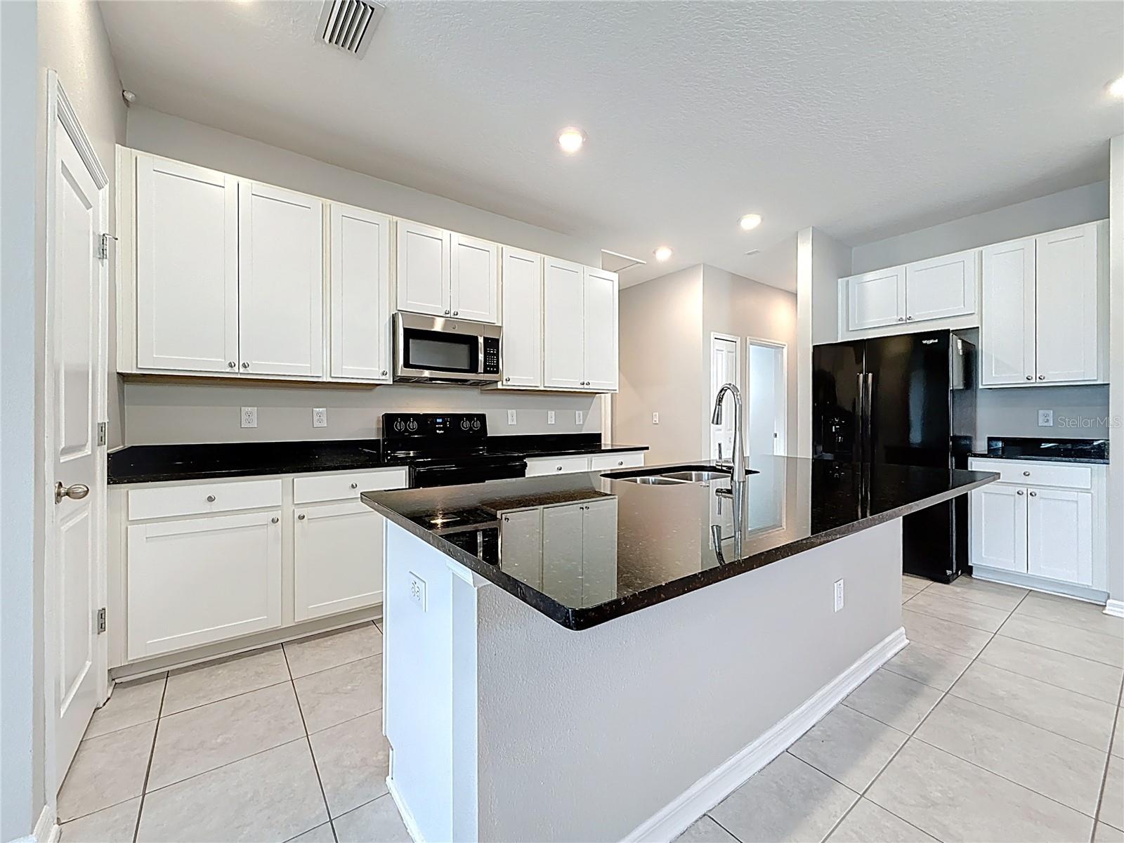 SOUTH FORK S & TR T - Residential