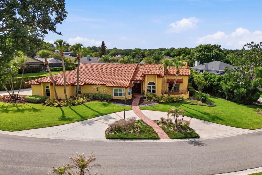 Photo of 5965 Pier Place Drive, Lakeland, FL 33813 (MLS # P4938334)