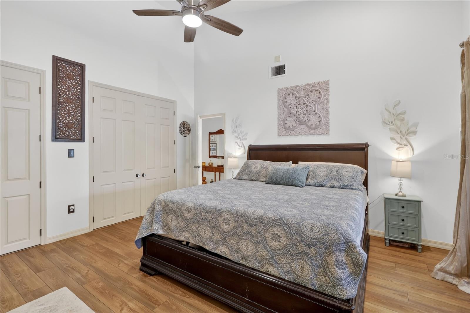 PIER POINT - Residential