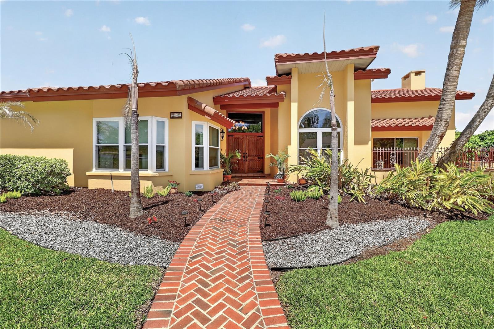 PIER POINT - Residential