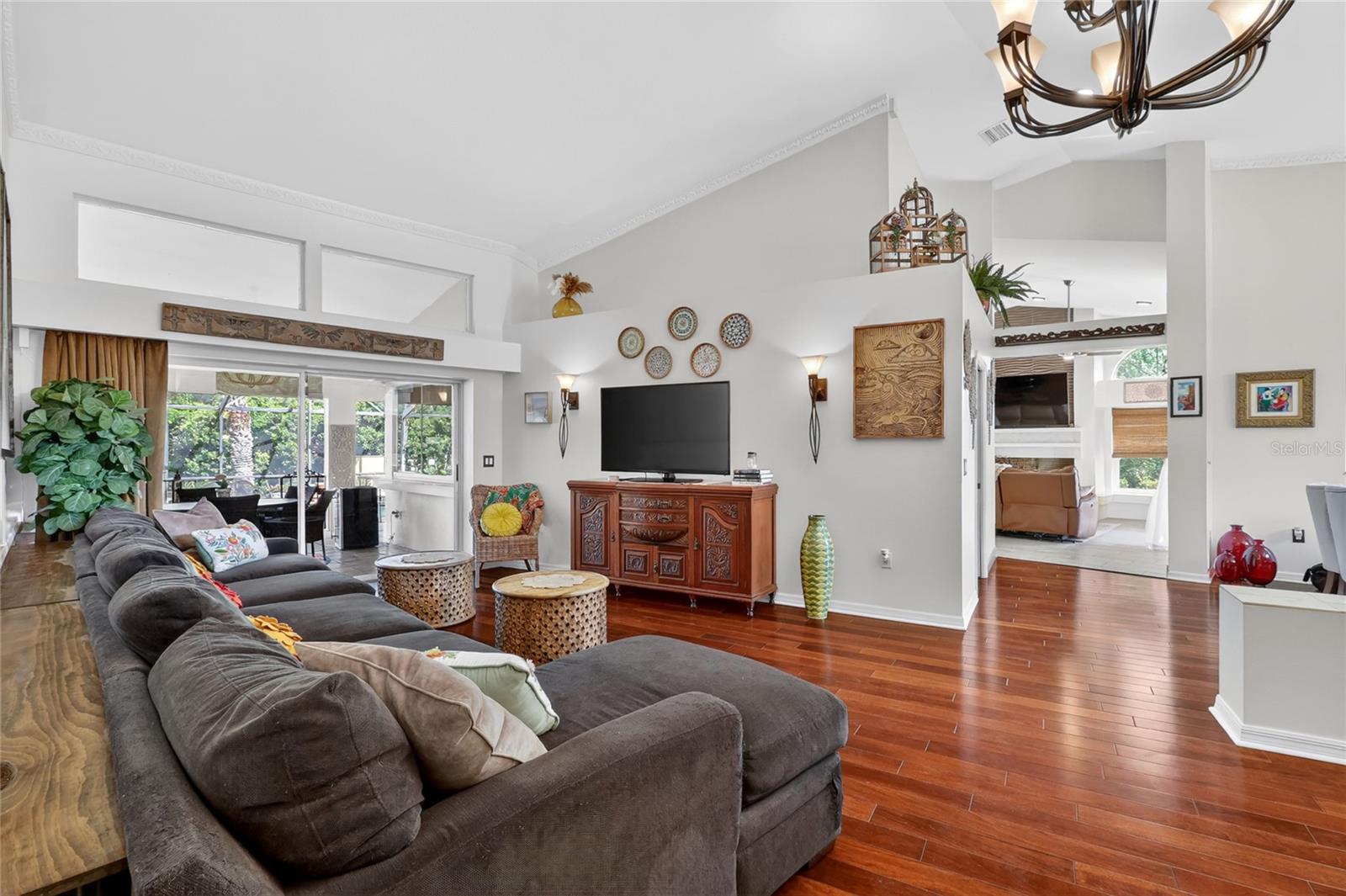 PIER POINT - Residential