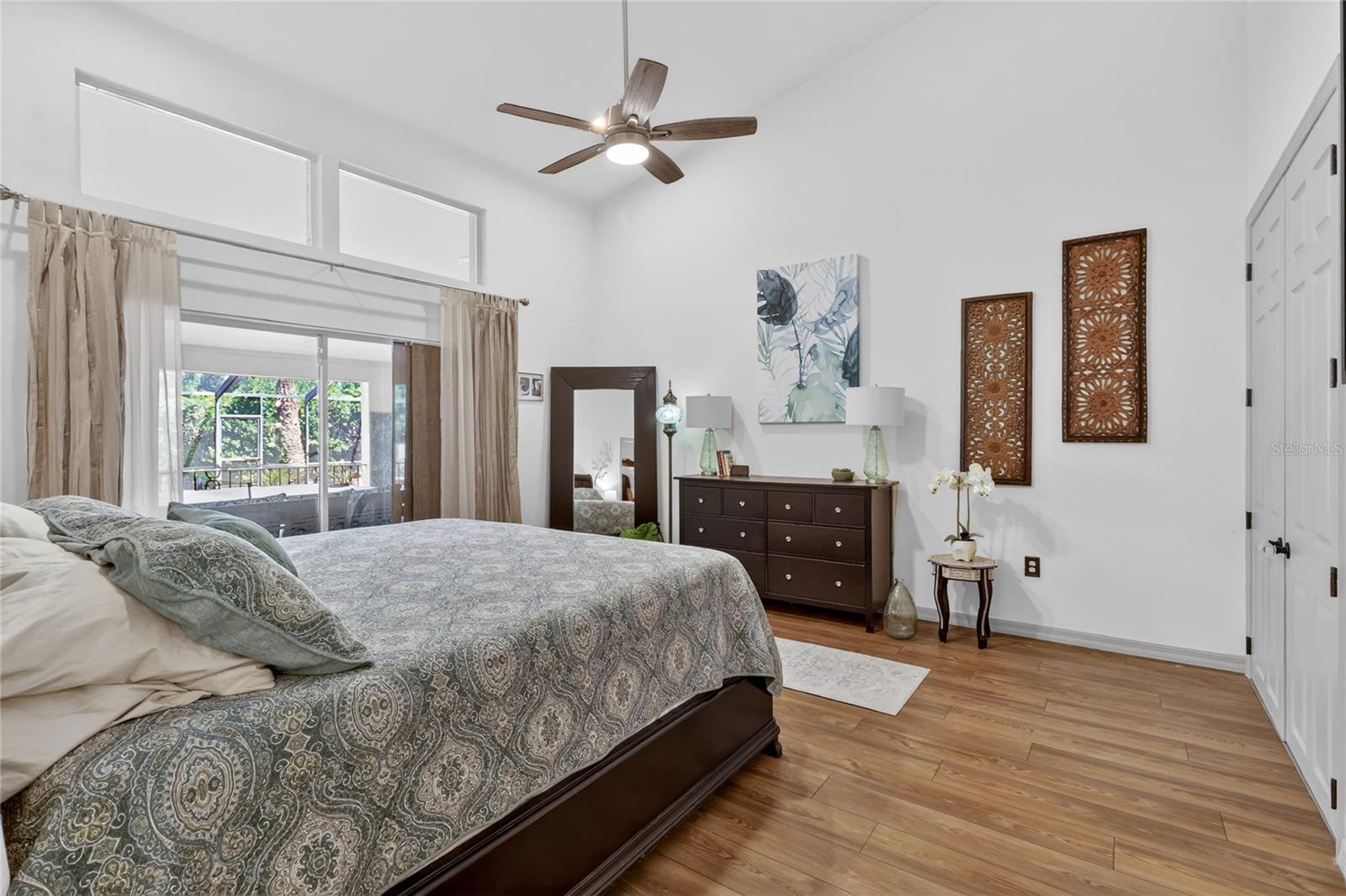 PIER POINT - Residential