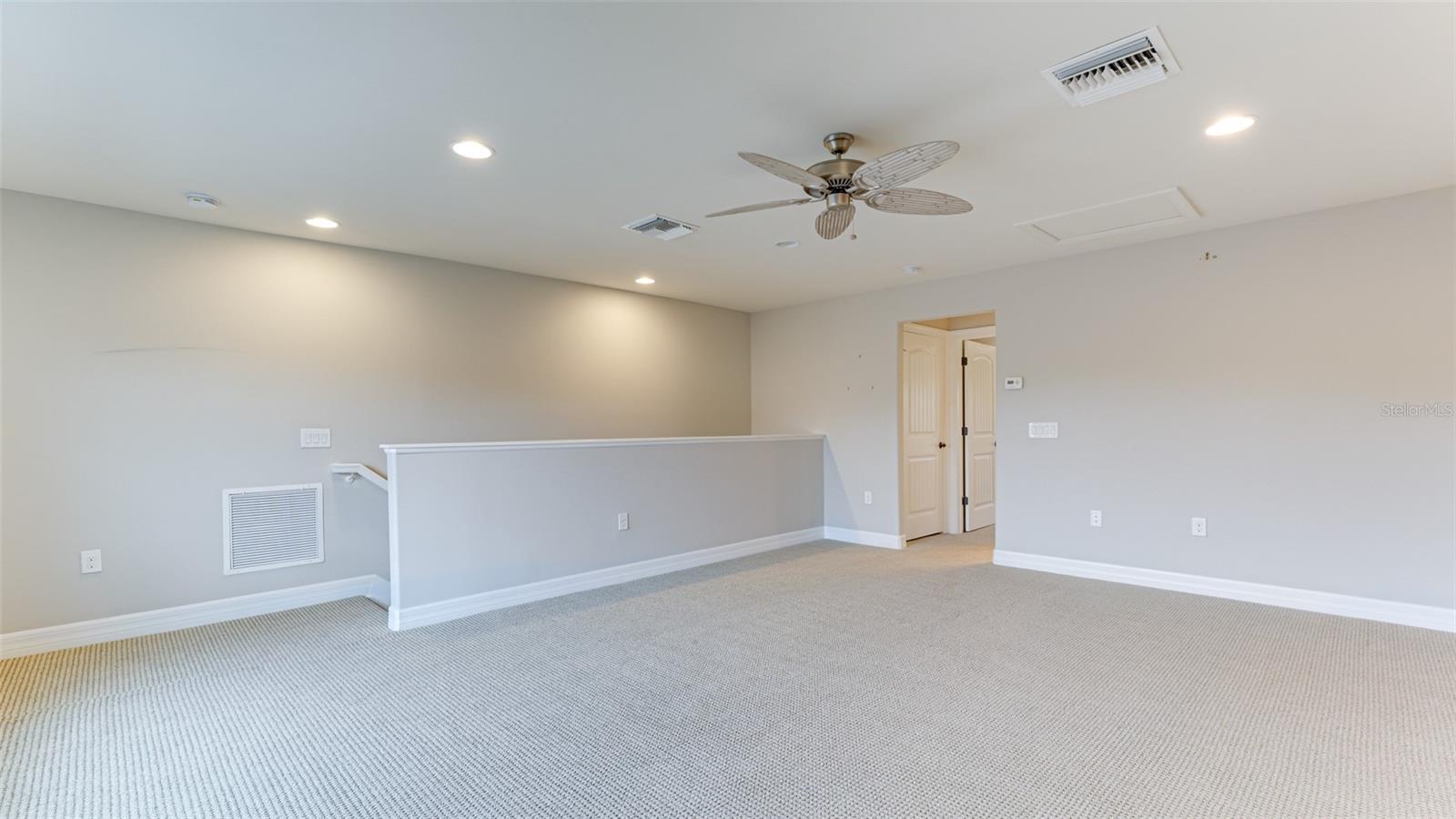 SANDHILL PRESERVE - Residential