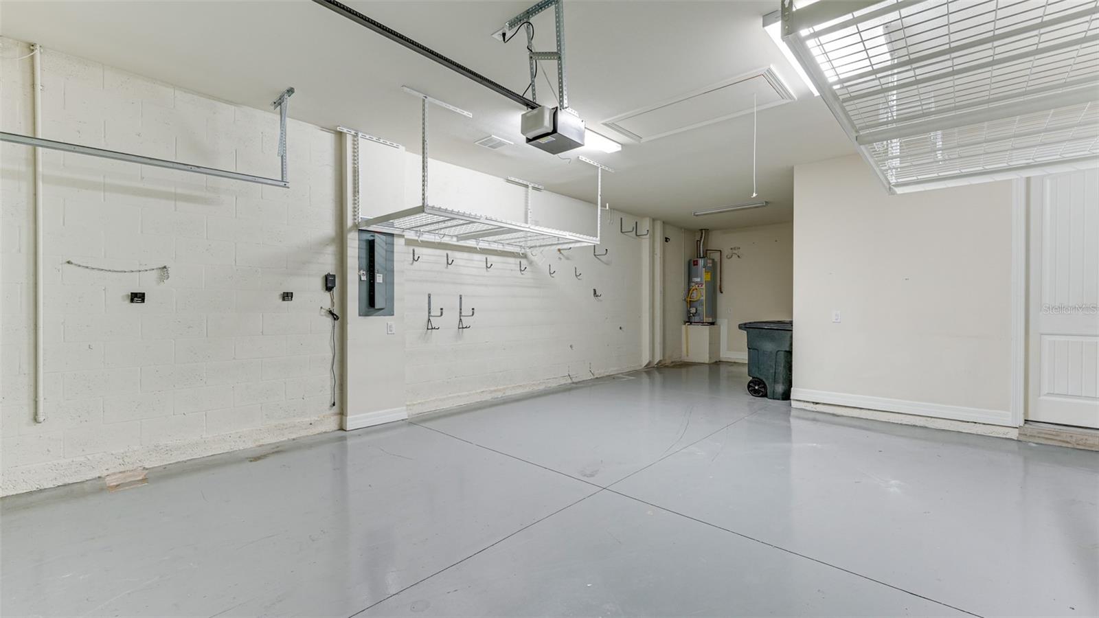 SANDHILL PRESERVE - Residential