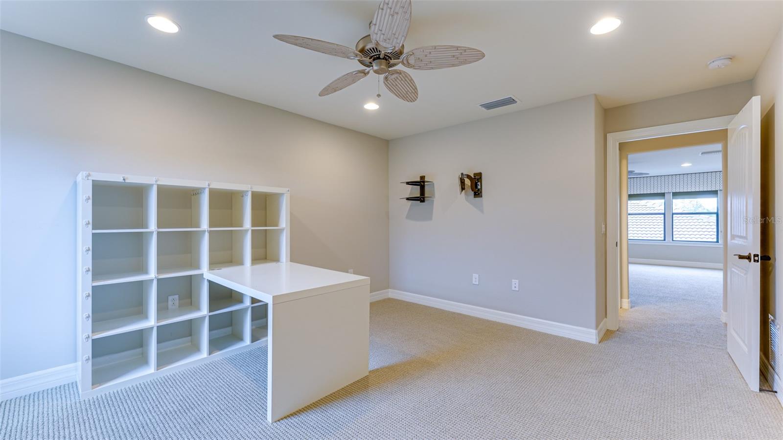 SANDHILL PRESERVE - Residential