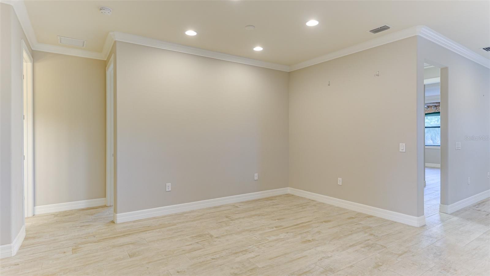 SANDHILL PRESERVE - Residential