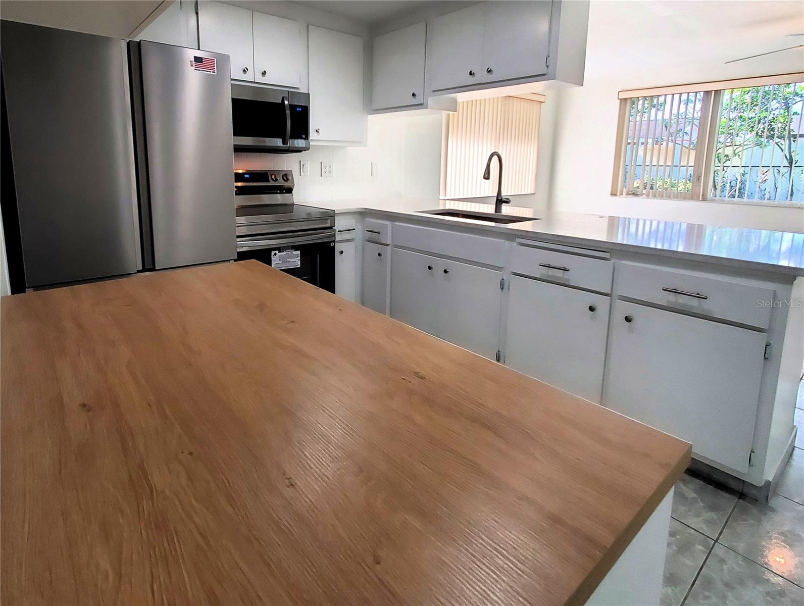 JASMINE LAKES - Residential
