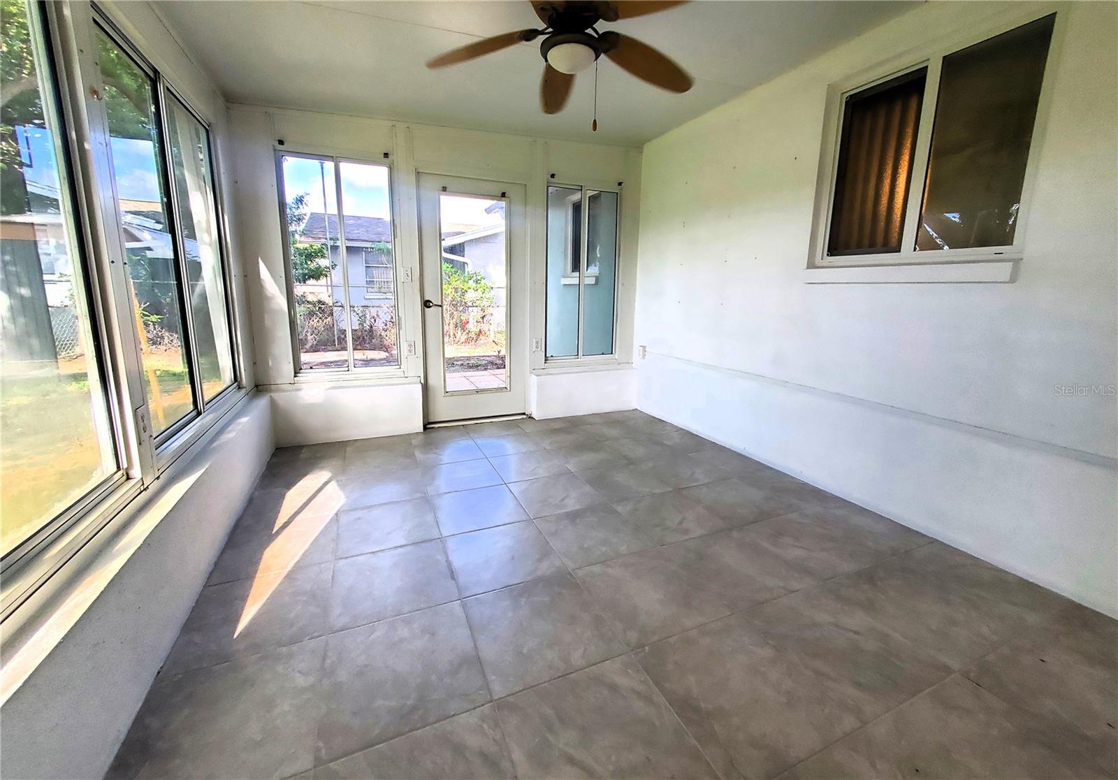 JASMINE LAKES - Residential
