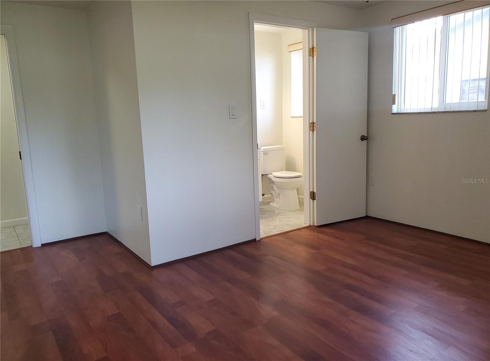 JASMINE LAKES - Residential