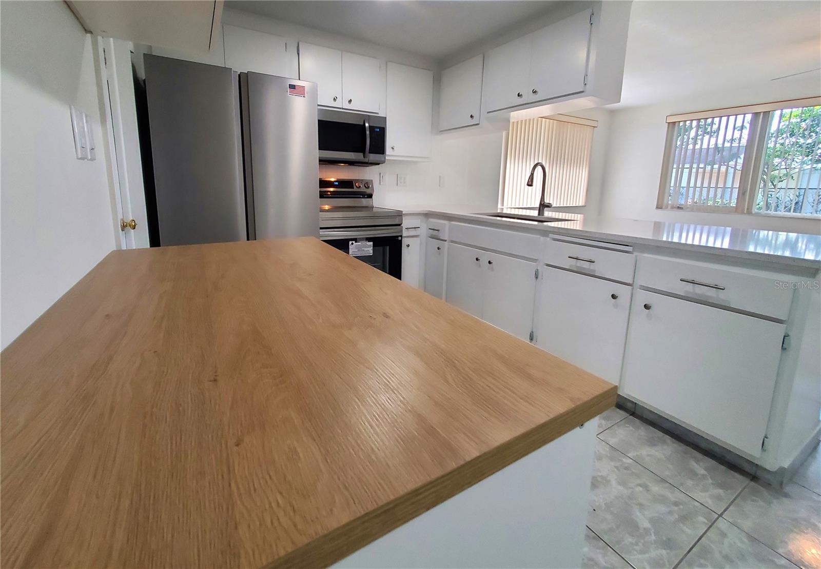 JASMINE LAKES - Residential
