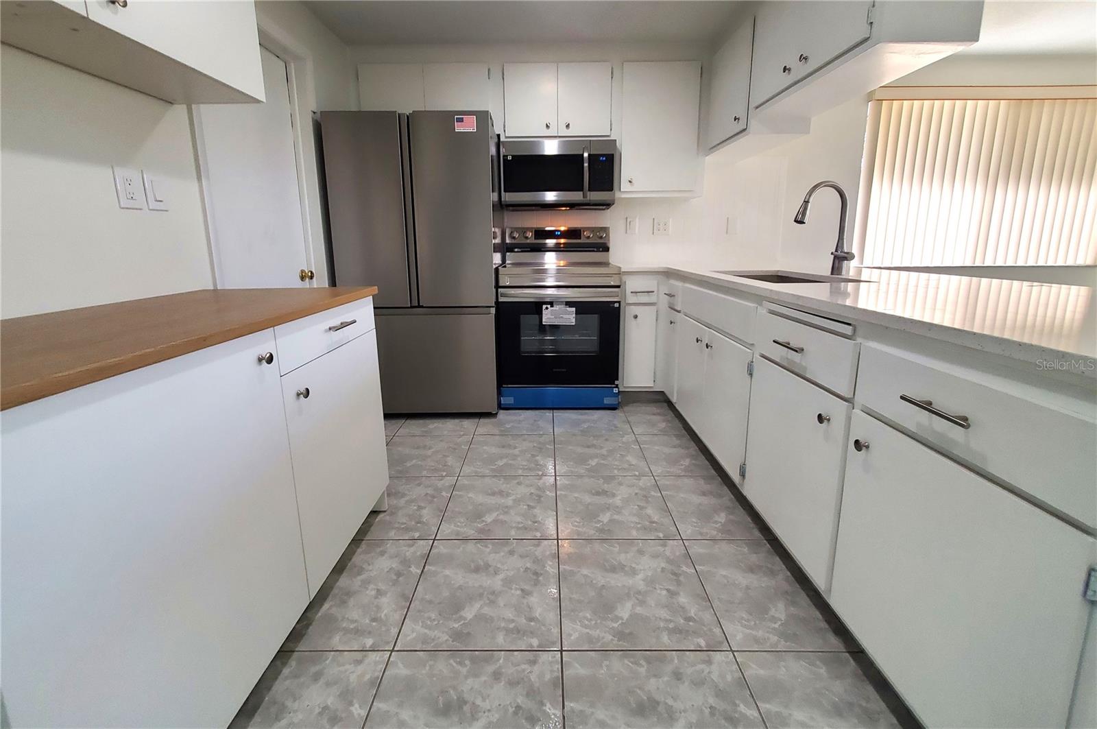 JASMINE LAKES - Residential