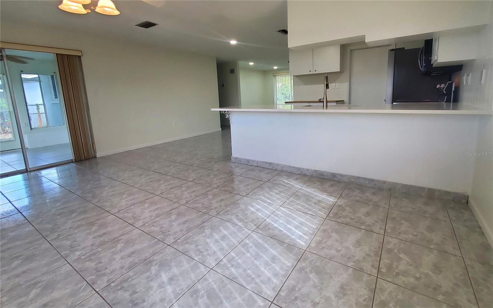 JASMINE LAKES - Residential