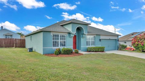 A home in LAKELAND