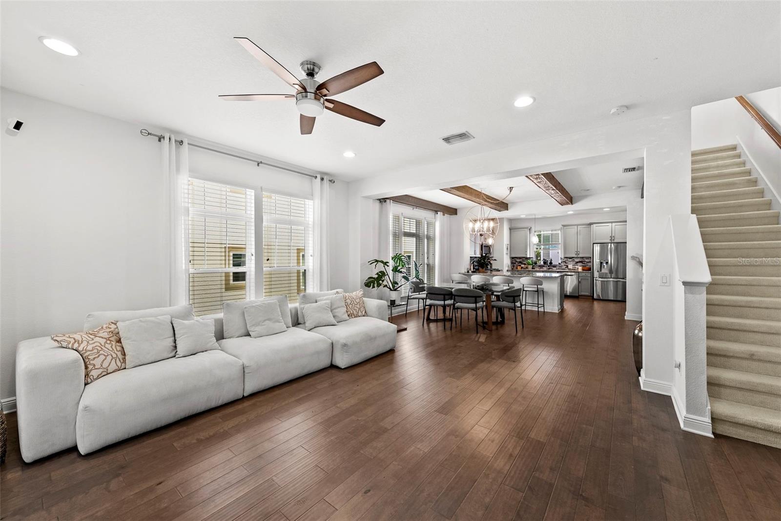 LINCOLN & HORATIO TWNHMS - Residential Lease