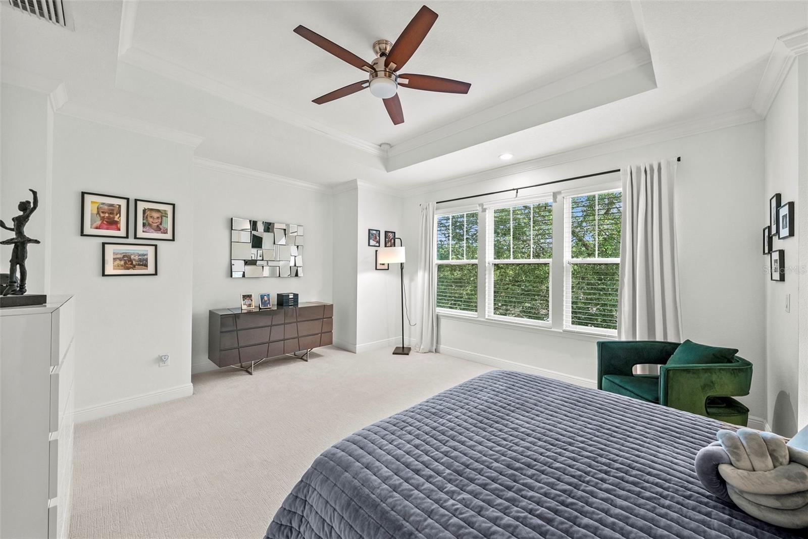 LINCOLN & HORATIO TWNHMS - Residential Lease