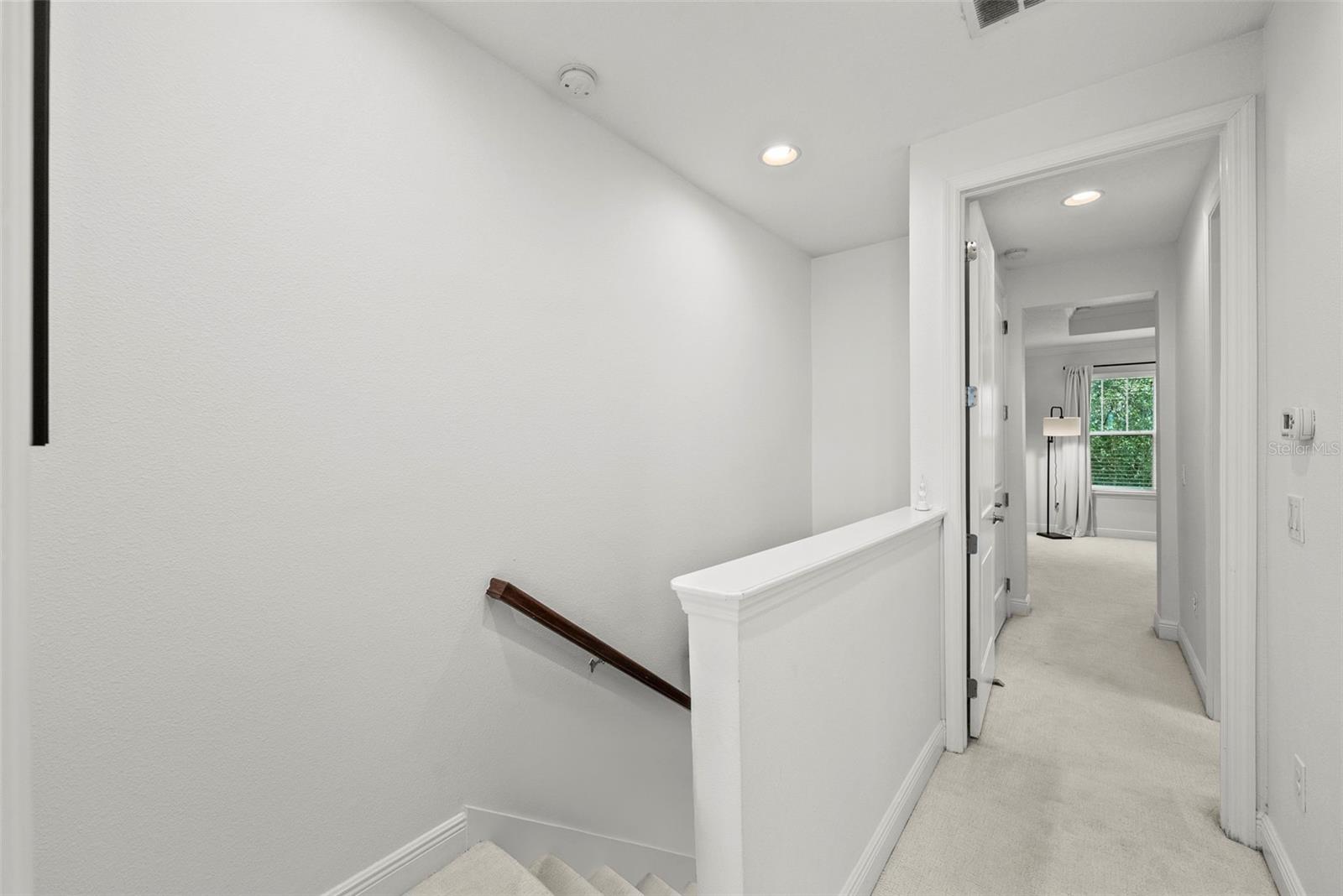 LINCOLN & HORATIO TWNHMS - Residential Lease