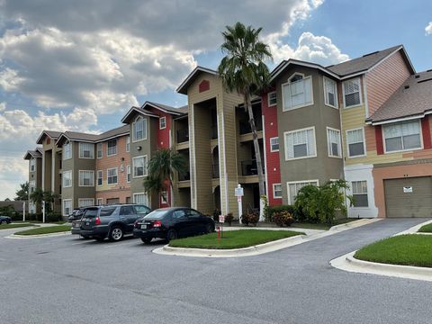 Photo of 2208 Antigua Place #933, Kissimmee, FL 34741 (MLS # S5134027)