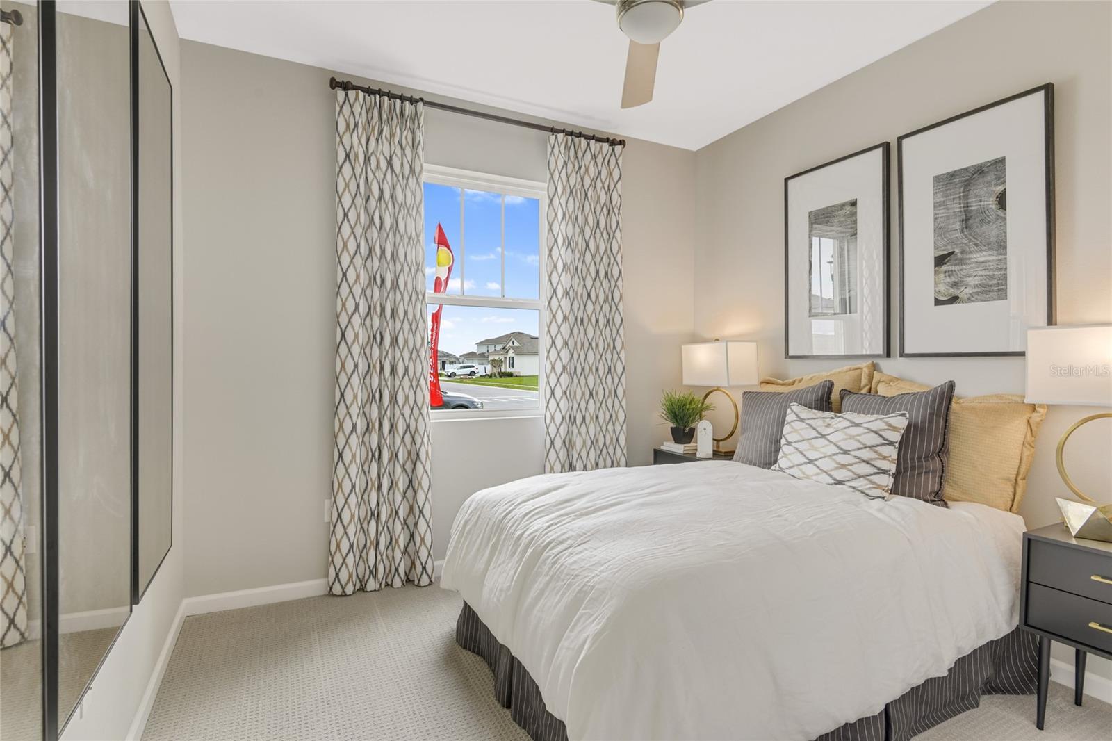 SEASONS AT MAGNOLIA POINTE - Residential