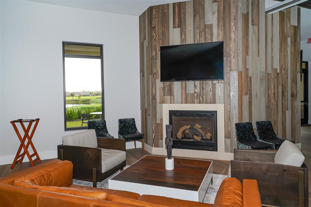 ESPLANADE PH V SUBPHASES A, B, C, D, E&F - Residential Lease