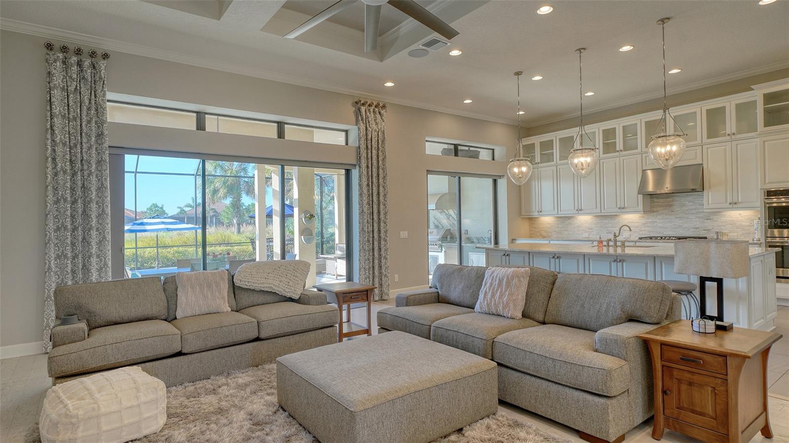 ESPLANADE PH V SUBPHASES A, B, C, D, E&F - Residential Lease