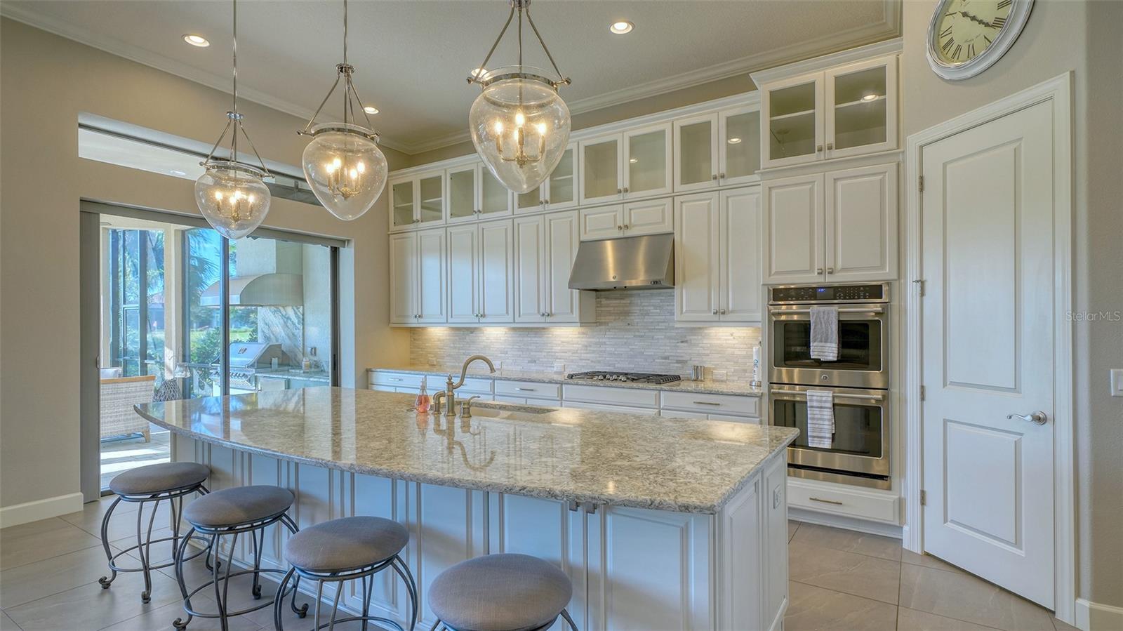 ESPLANADE PH V SUBPHASES A, B, C, D, E&F - Residential Lease