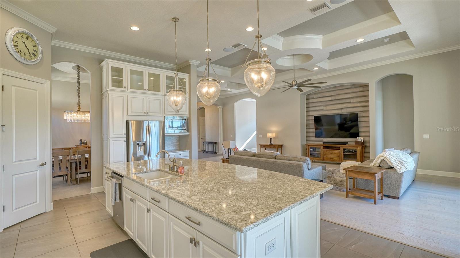 ESPLANADE PH V SUBPHASES A, B, C, D, E&F - Residential Lease